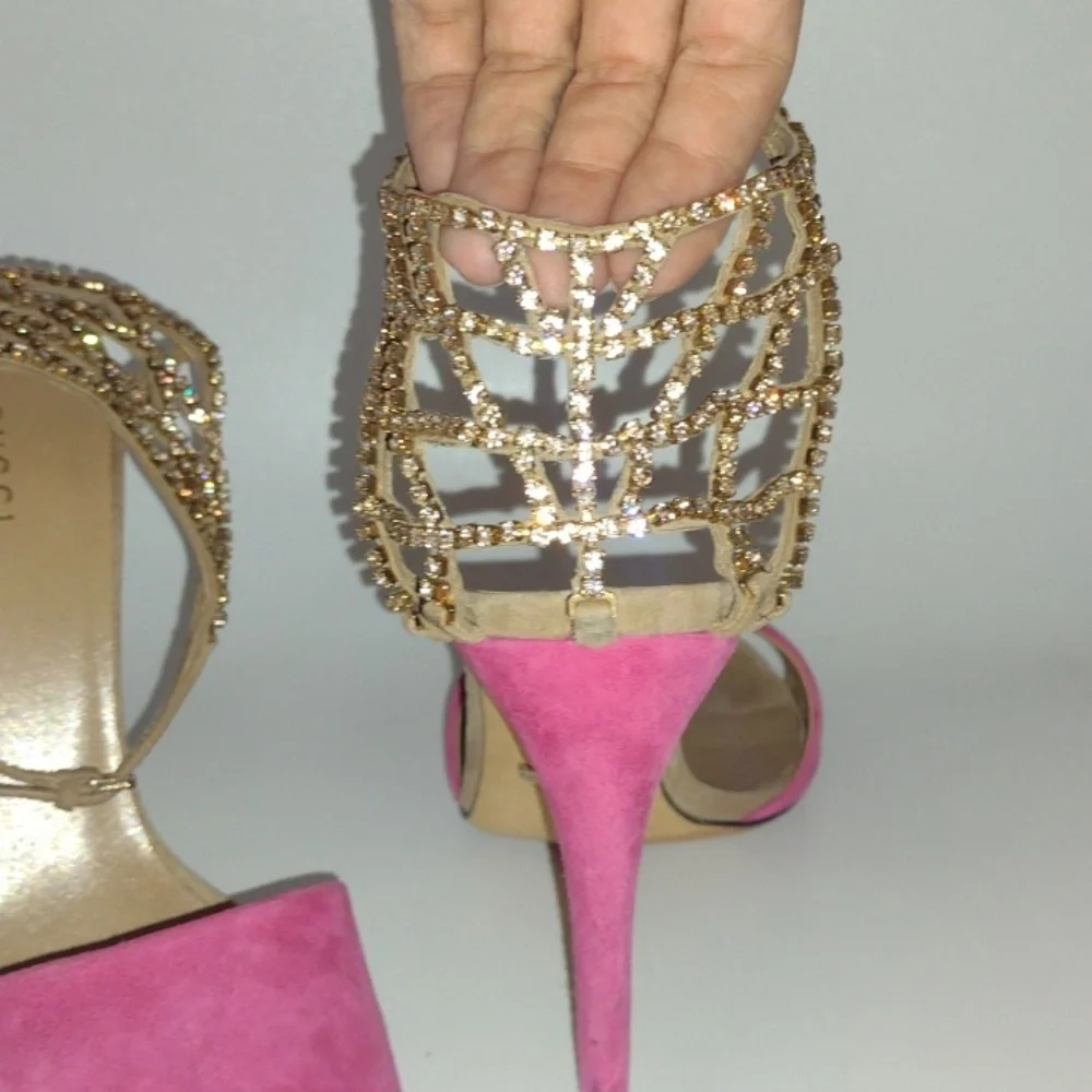 SOLD 💔 Gucci Rhinestone Pink Chainlink Heels - Picture 8 of 16